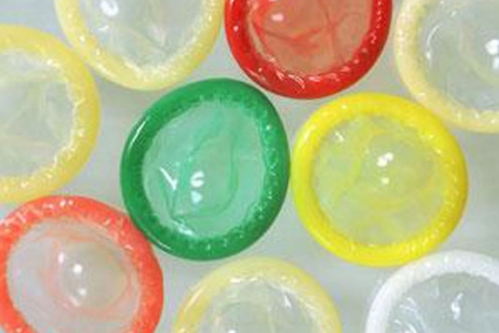 Ученые нашли на презервативах микроорганизмы