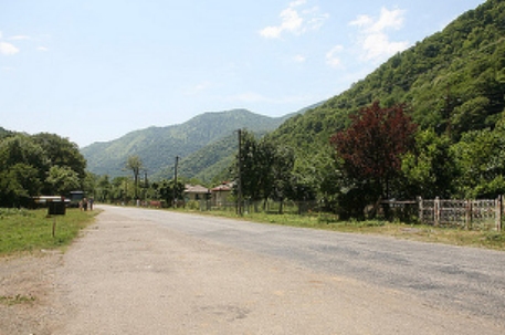 В Южной Осетии задержали вооруженных подростков из Грузии