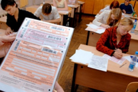 Крым отсудит право выпускников сдавать тесты на русском