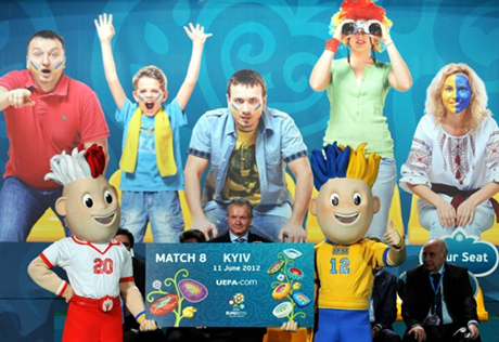 Более 600 тысяч человек захотели попасть на финал Евро-2012