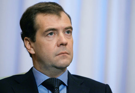 Медведев внес в Думу договор с Египтом о передаче осужденных