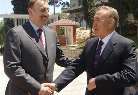 Назарбаев обсудил с Ильхамом Алиевым вопросы экономики