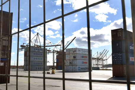 В греческом порту устроили забастовку из-за его продажи китайцам