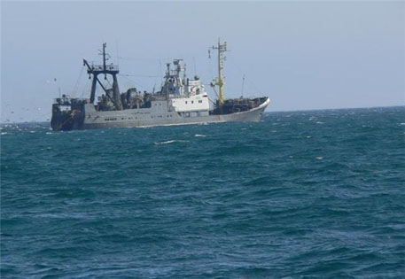 В Японском море затонула российская рыболовная шхуна