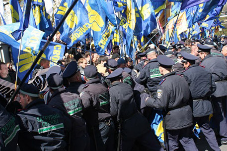 В Киеве запретили митинговать в день приезда Медведева
