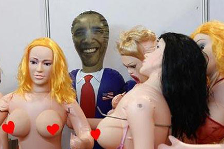 В Китае в продажу поступила надувная секс-игрушка с лицом Обамы
