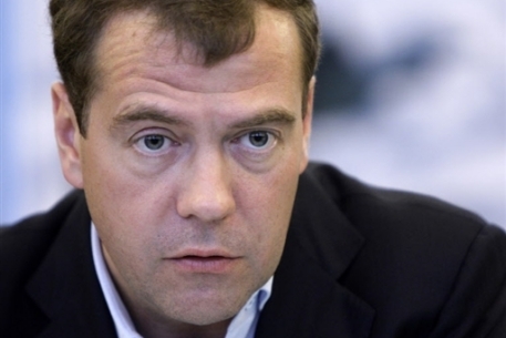 Рушайло назначен спецпредставителем Медведева по Киргизии