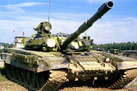 В Свердловской области военные бросили 200 танков