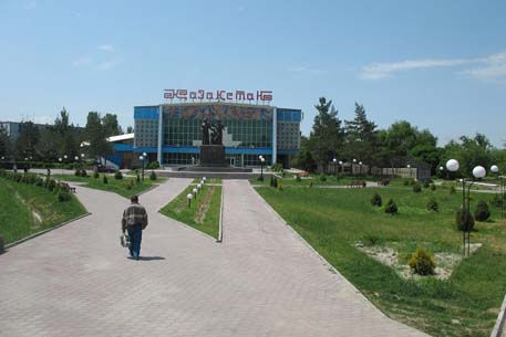 38 человек погибли при пожаре в казахстанском наркодиспансере