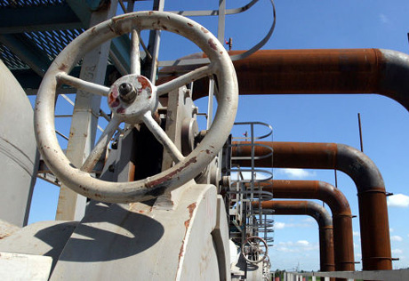 В Караганде владелец нефтебазы выплатит штраф за нарушение правил безопасности
