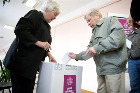 В Латвии глава католиков отказ от выборов причислил к грехам