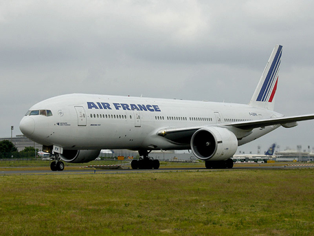 Стюардесса Air France обворовывала спящих пассажиров