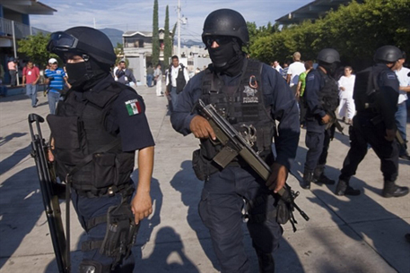 В серии взрывов в Мексике пострадали 17 человек 