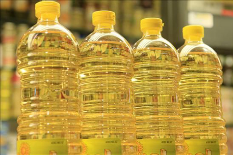В Казахстане поставщиков растительного масла и гречки оштрафуют за спекуляцию