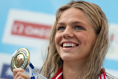 Российская пловчиха выиграла второе золото на чемпионате Европы