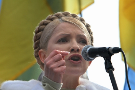 Тимошенко заявила о подкупе депутатов от БЮТ