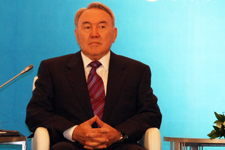 Назарбаев призвал иностранных инвесторов трудоустроить казахстанцев