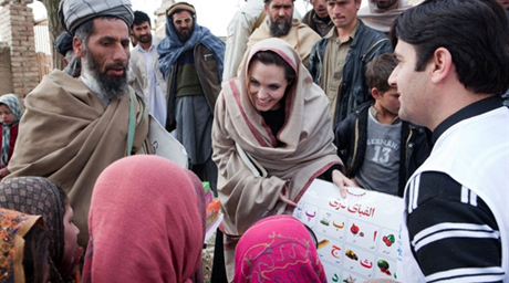 ВИДЕО: Анджелина Джоли посетила Афганистан