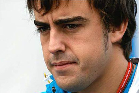 Участники  "Формулы-1" назвали Алонсо лучшим пилотом