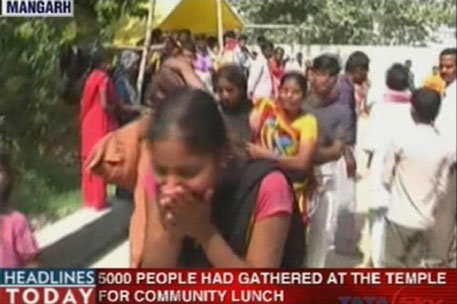 В Индии в давке на религиозном празднике погибли 60 человек
