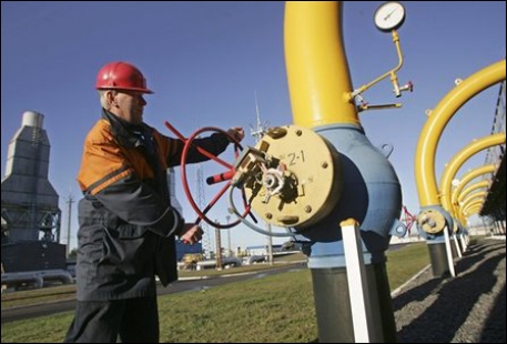 "Газпром" снизил добычу газа на 35 процентов