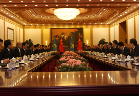 В ходе госвизита Назарбаева в КНР подписаны 8 соглашений Казахстана с Китаем