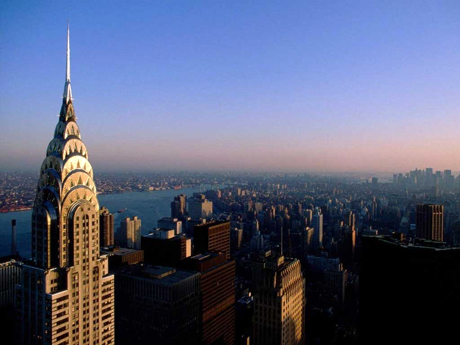Беспилотный самолет заснял видео Нью-Йорка во время своего полета 