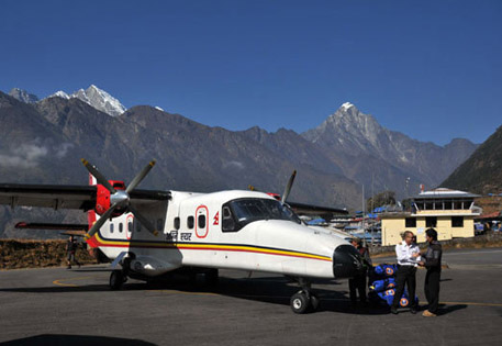 При крушении самолета в Непале не выжил никто