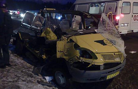 Пассажир маршрутного автобуса погиб в результате аварии в Подмосковье