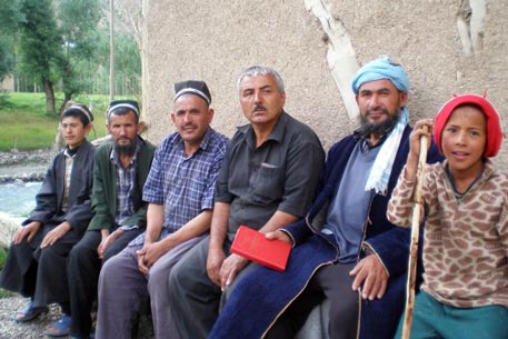 Жители Таджикистана заплатят за информацию от госорганов