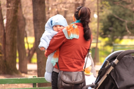 Казахстан занял 51 место по уровню условий для материнства