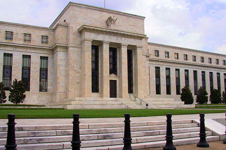 ФРС США оставила базовую учетную ставку без изменений
