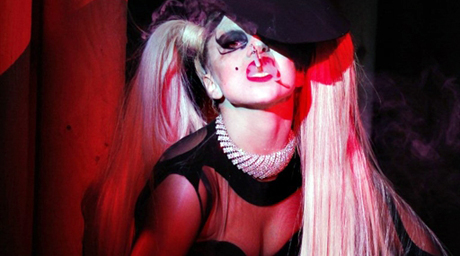 ВИДЕО: Lady Gaga дебютировала в качестве модели