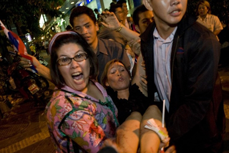 Число пострадавших при взрывах в Бангкоке выросло до 75