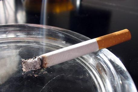В России количество курильщиков сократилось на 2,4 миллиона