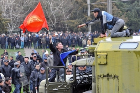 На юге Киргизии власть перешла оппозиции