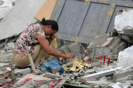 Число жертв землетрясения в провинции Цинхай достигло 300 человек