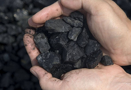 Казахстан подарит Кыргызстану 230 тысяч тонн угля