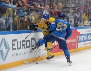 Фото с матча Казахстан - Швеция на ЧМ-2016