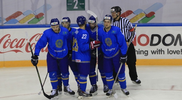 Фото с матча Универсиады-2017 между мужскими сборными Казахстана и Китая по хоккею