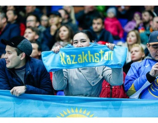 Фоторепортаж: Казахстан победил Австрию в стартовом матче ЧМ по хоккею
