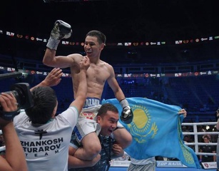 Фоторепортаж: Как Жанкош Тураров завоевал титул от WBO в Нур-Султане ?>