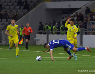 Фоторепортаж: Казахстан проиграл Боснии в матче отбора на ЧМ-2022 ?>