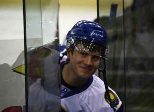 Сборная Казахстана по хоккею провела последнюю тренировку перед стартом ЧМ