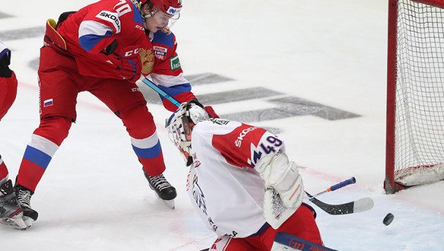 Сборная России по хоккею продлила победную серию и досрочно выиграла общий зачет Евротура