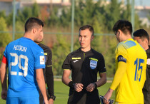 Абзал Бейсебеков (справа). Фото: ФК "Астана"©️