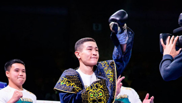 Казахстанский боксер победил россиянина в бою за титул WBC