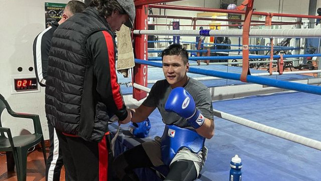 Британский боксер отреагировал на брутальный нокаут чемпиона Азии из Казахстана