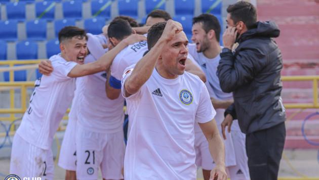 "Ордабасы" упустил победу над "Актобе" в матче с восемью голами и не смог выйти на первое место в КПЛ