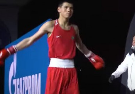 Третий казахстанский боксер пробился в финал МЧМ-2021 по боксу